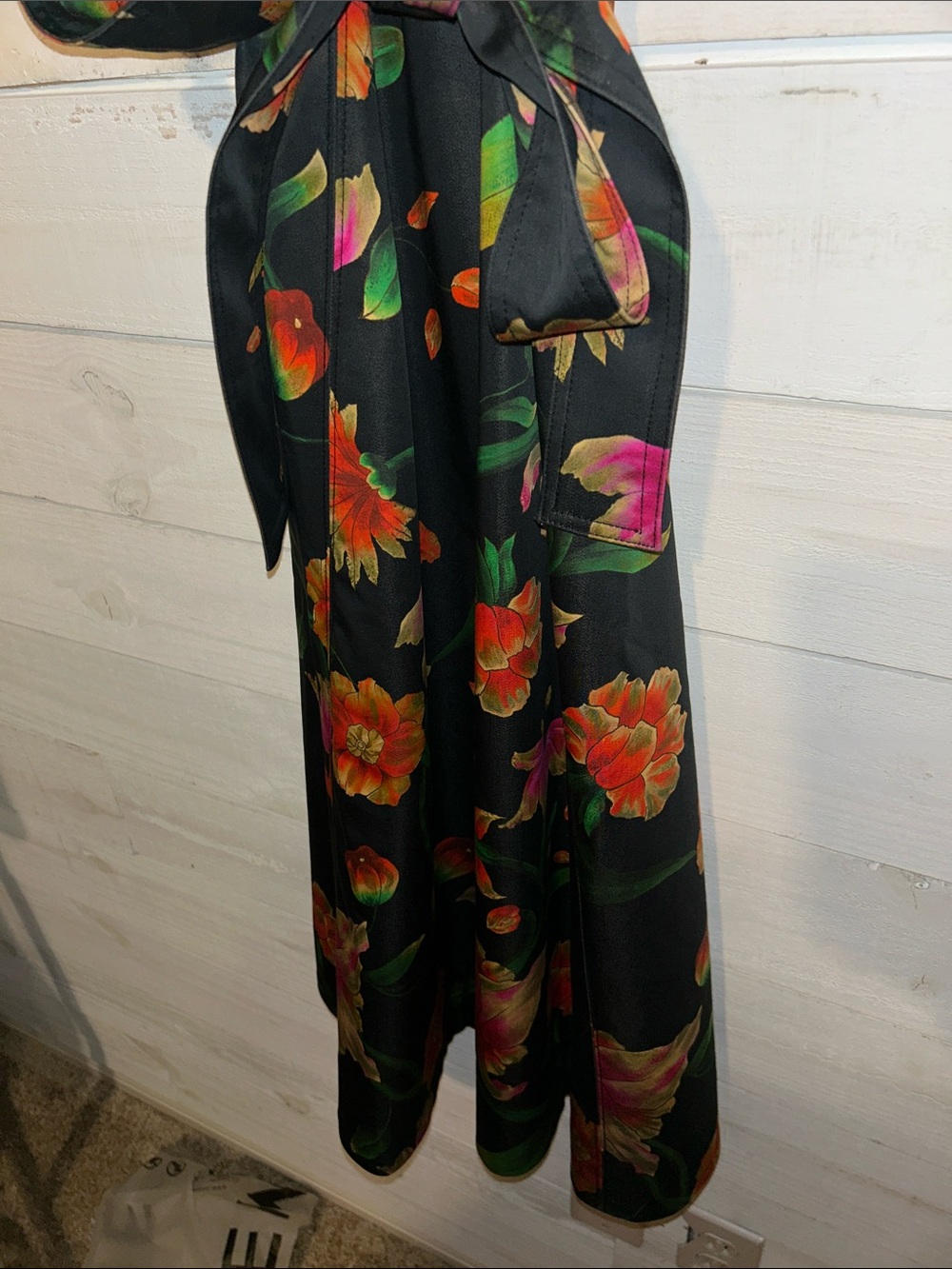 NATORI Floral Tie-Waist Midi Dress - Picture 4 of 8